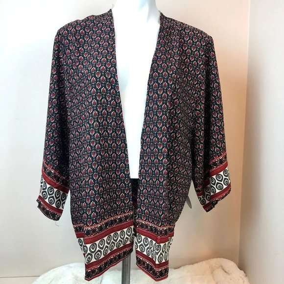 Juniper Ln | Red & Black Pattern Kimono - Picture 1 of 6